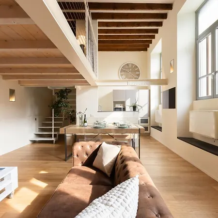 In The Old Town Of - Monicacomoapartment *